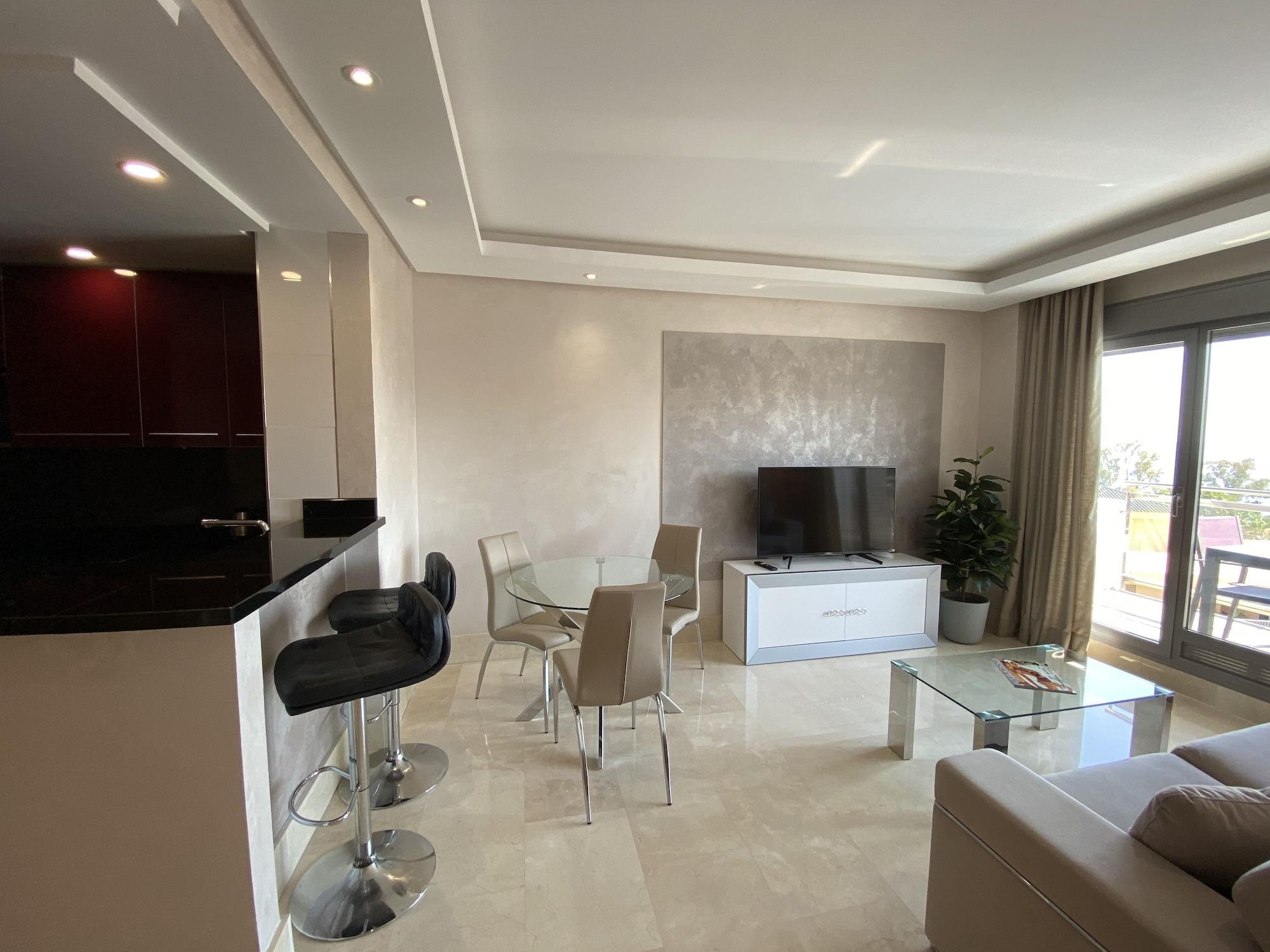 Artplatinum Suites & Apartments Benalmádena Extérieur photo