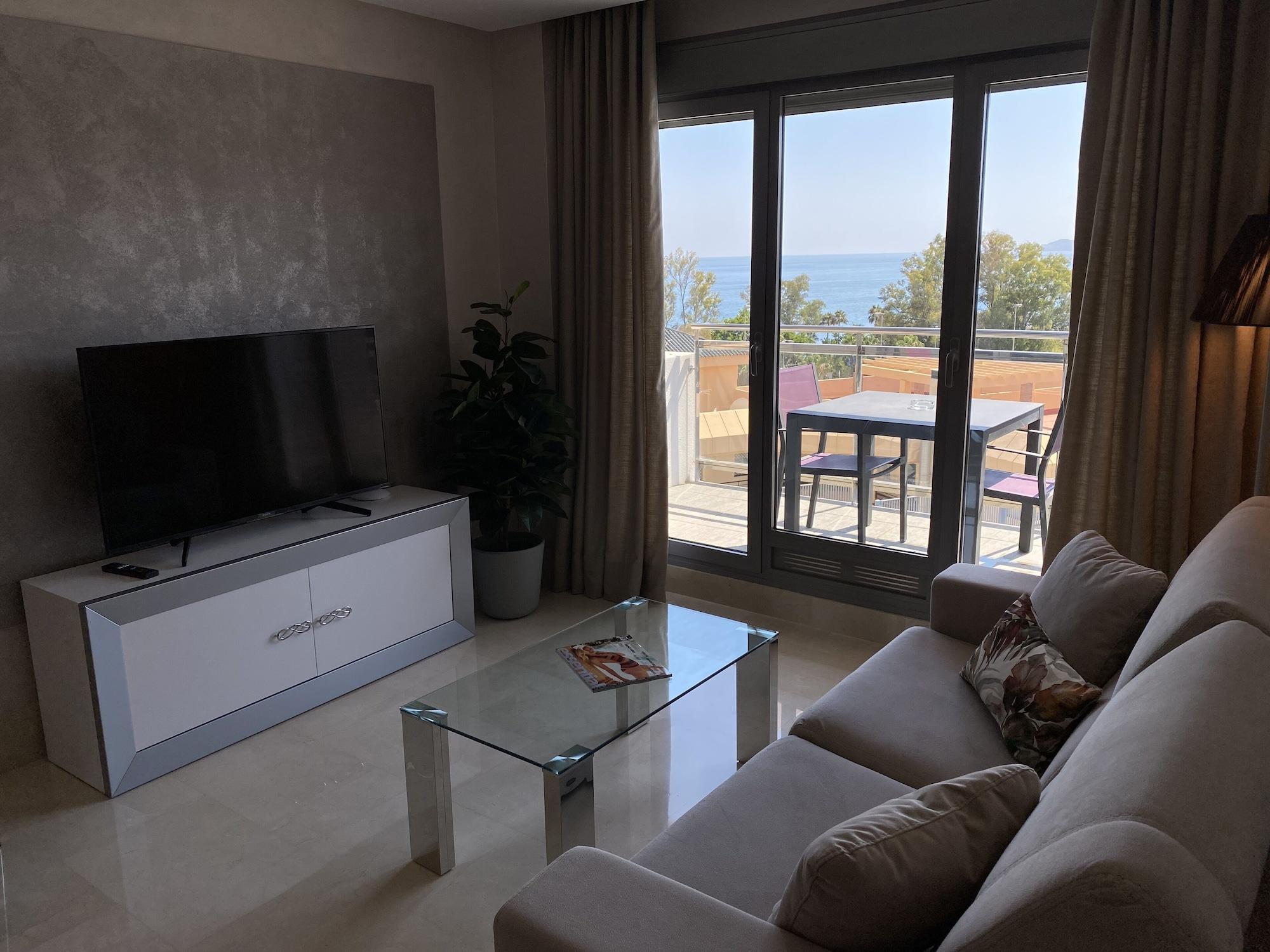 Artplatinum Suites & Apartments Benalmádena Extérieur photo