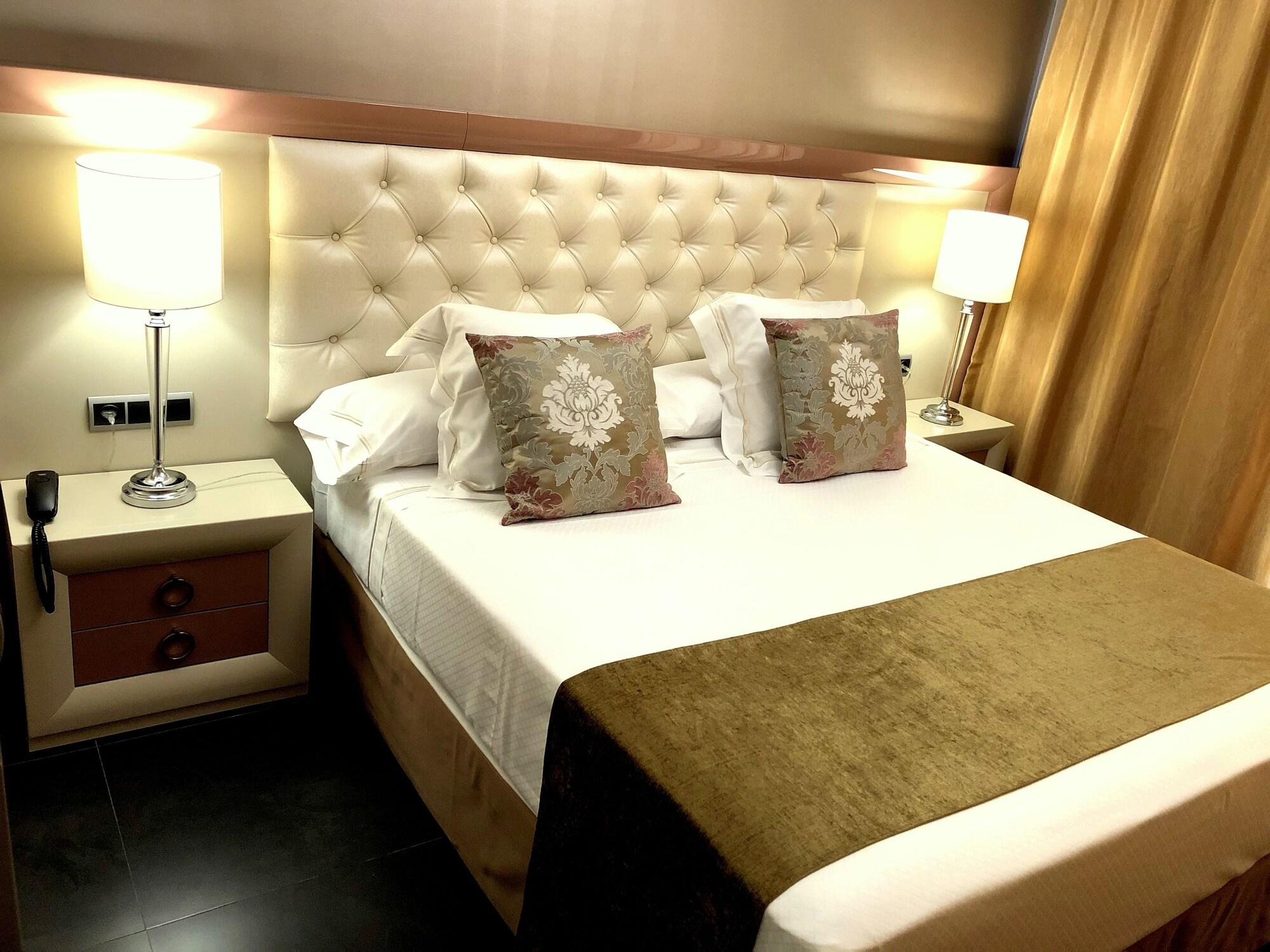Artplatinum Suites & Apartments Benalmádena Extérieur photo