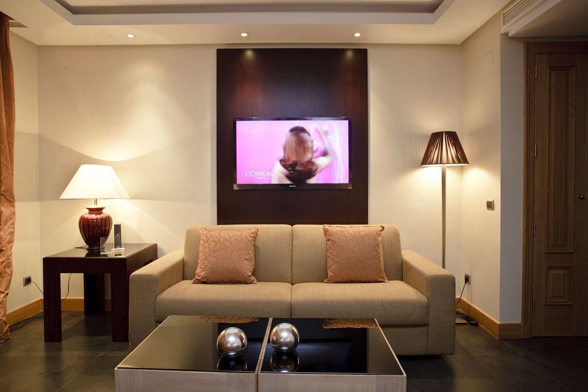 Artplatinum Suites & Apartments Benalmádena Extérieur photo