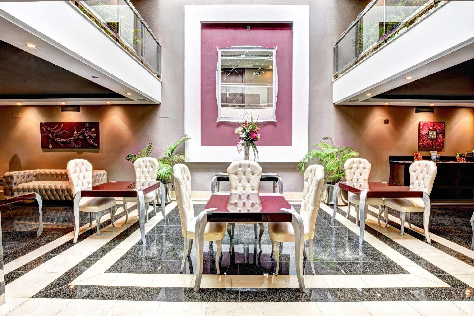 Artplatinum Suites & Apartments Benalmádena Extérieur photo